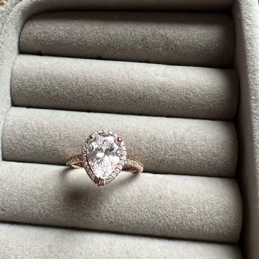 Rose gold Pandora tear drop ring size 6